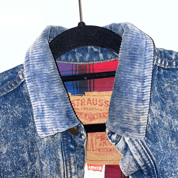 Vintage Levi’s denim jacket - Picture 3 of 4